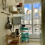 2 Rooms, Close To Montmartre, Light And Quiet *