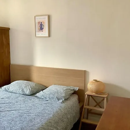 Appartement 2 Rooms, Close To Montmartre, Light&quiet Paris
