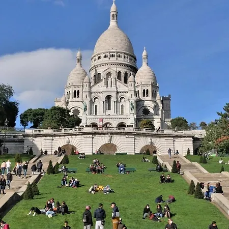 2 Rooms, Close To Montmartre, Light&quiet Appartement Paris