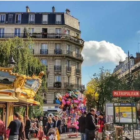 2 Rooms, Close To Montmartre, Light&quiet Appartement