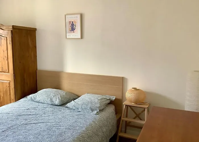 Appartement 2 Rooms, Close To Montmartre, Light&quiet Paris