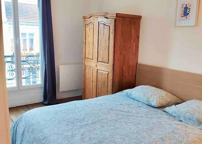 Appartement 2 Rooms, Close To Montmartre, Light&quiet *